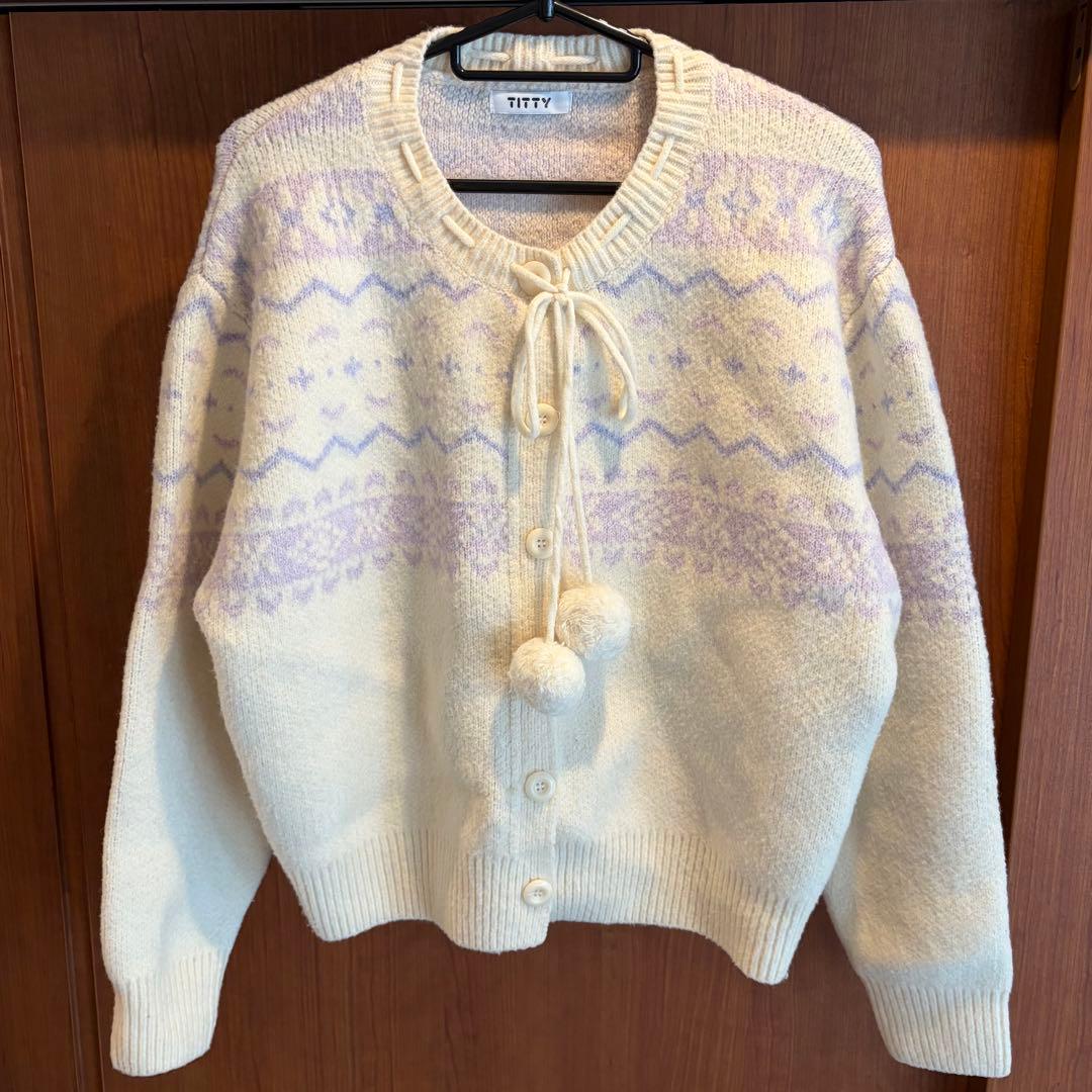 ノルディック柄ボンボン付きニットカーディガン TITTY&CO. - メルカリ