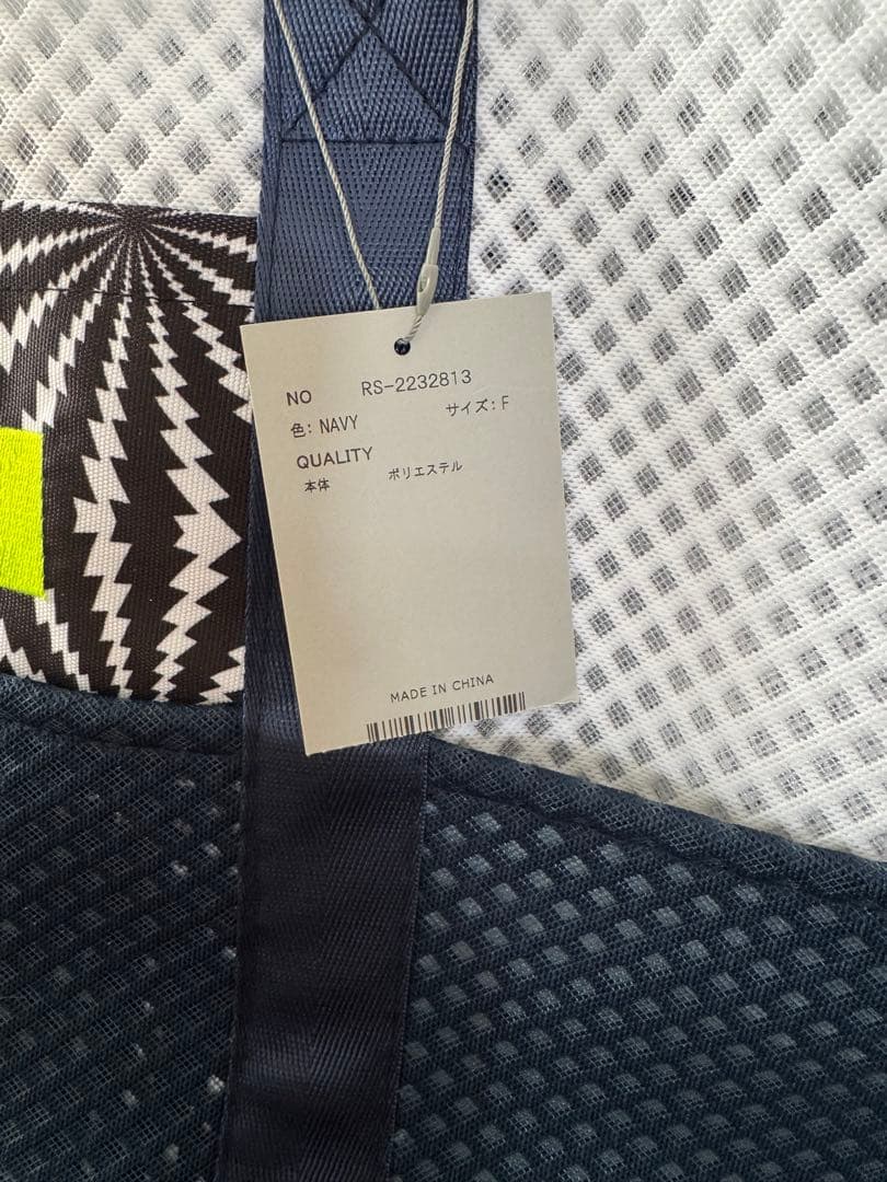 新品タグ付き】Russeluno ゴルフバッグ メッシュ ホワイト/ネイビー