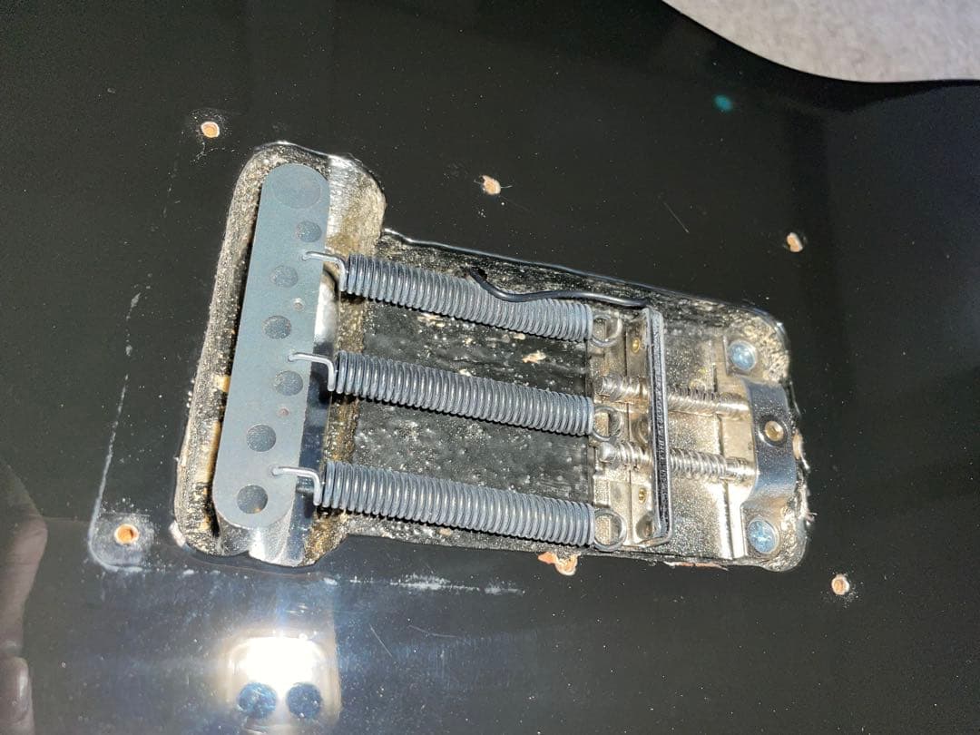 ストラトキャスタータイプギター ブラッキー パーツ交換改造多数