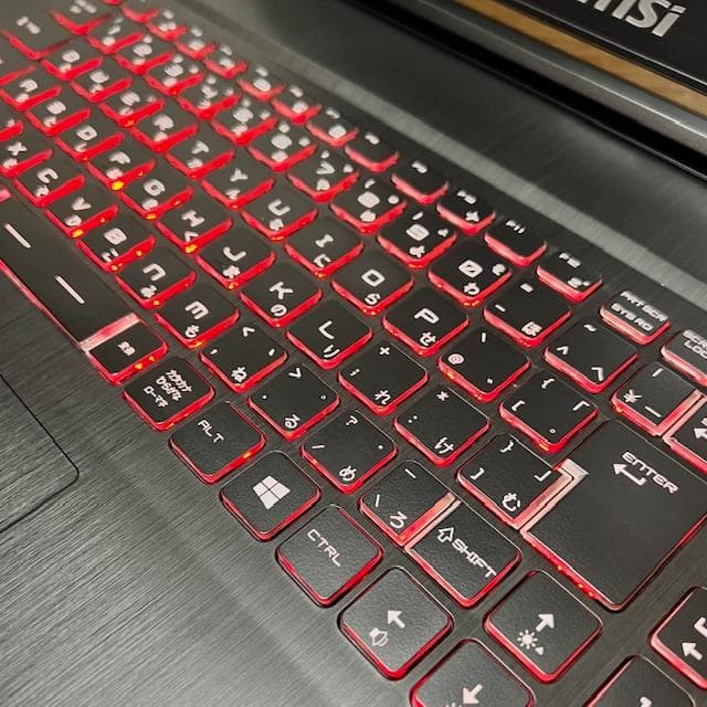 《 ほぼ未使用級 》第８i7！新品SSD1TB！RAM16GB！MSI GP73