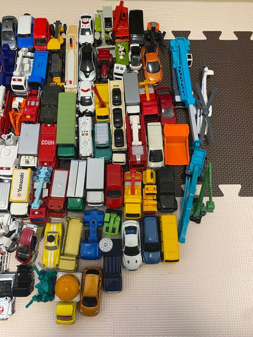 C*n様 トミカ100台越えまとめ売り！[ジャンク扱い] トミカ 100台 まとめ