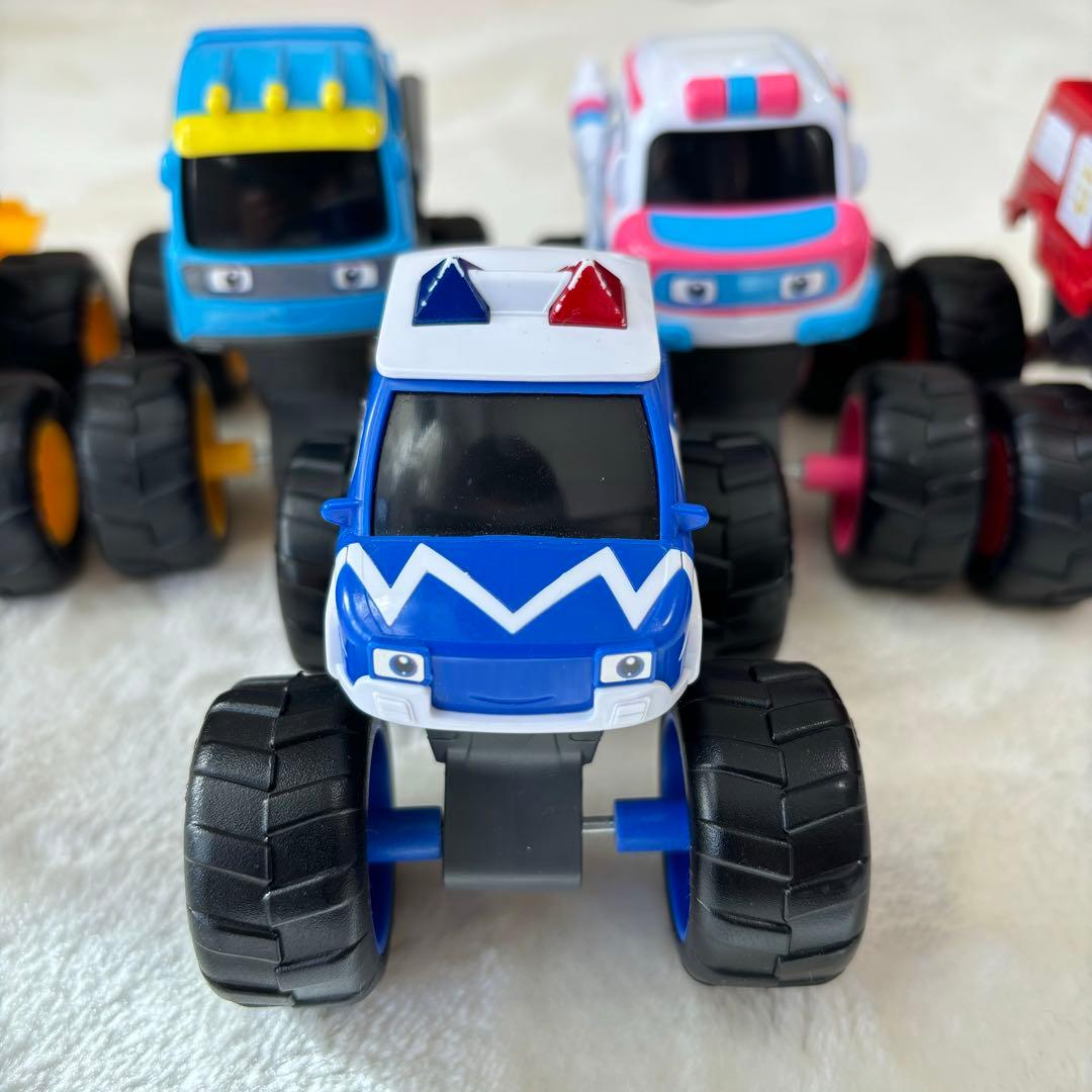 BabyBus ベビーバス モンスターカー 5台セット - メルカリ