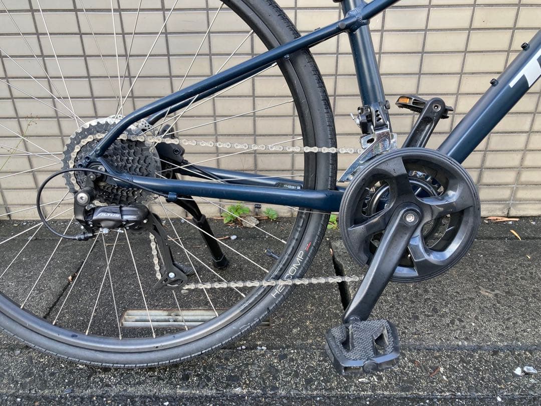 美品 2022年8月購入 トレック TREK FX 2 Disc Gen 3