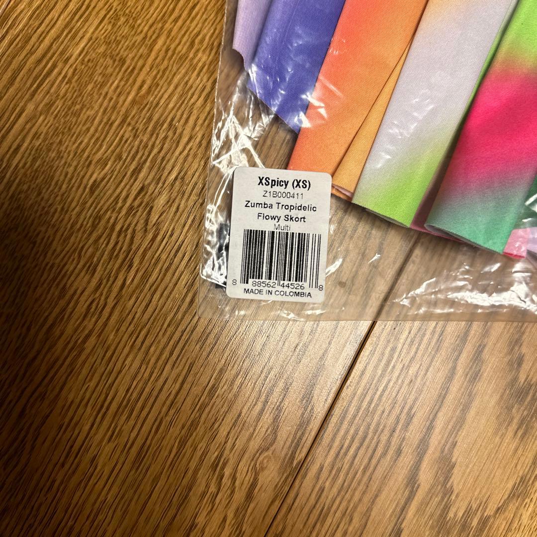 正規品 新品 ズンバ XS Tropidelic Flowy スコート - メルカリ