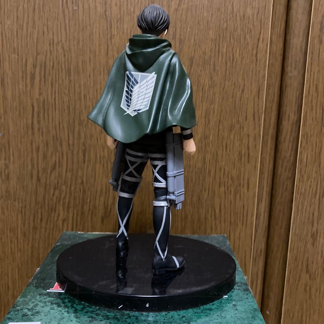 進撃の巨人　リヴァイフィギュア　プライズ　一番くじ　3点セット