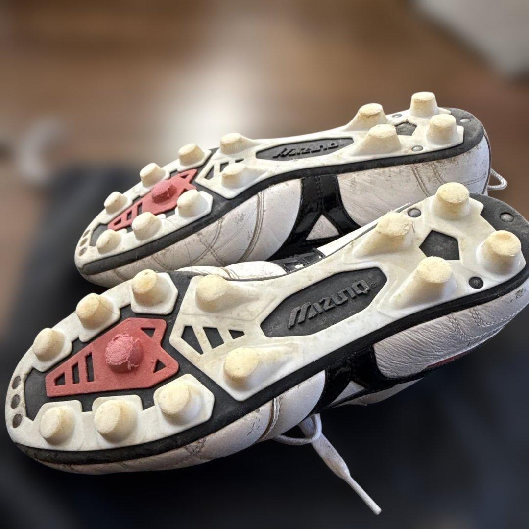 Morelia サッカースパイク 24センチ シューズ袋付きです - メルカリ