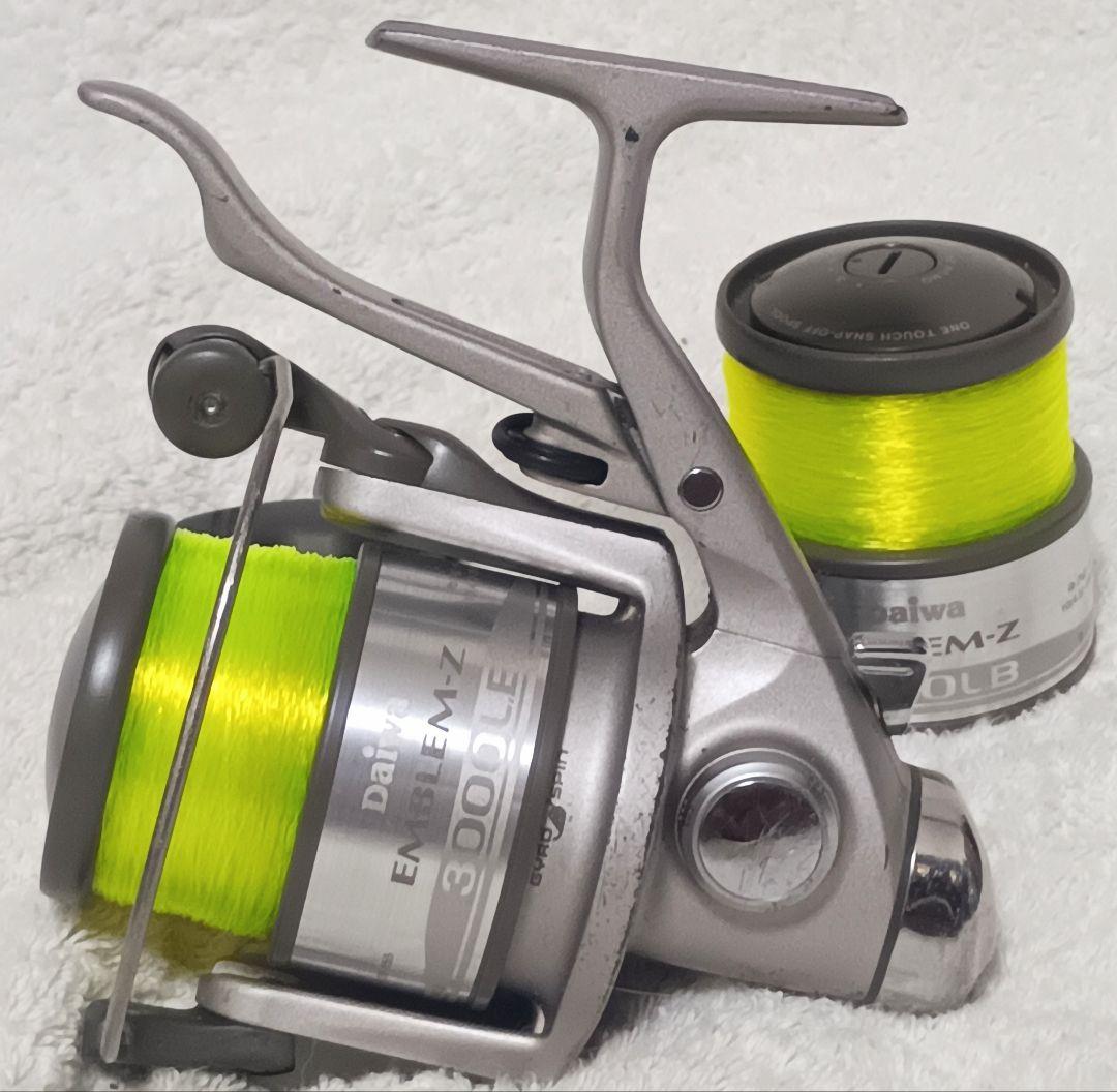 定価25850円ダイワエンブレムZ3000LBレバーブレーキリール替スプール糸