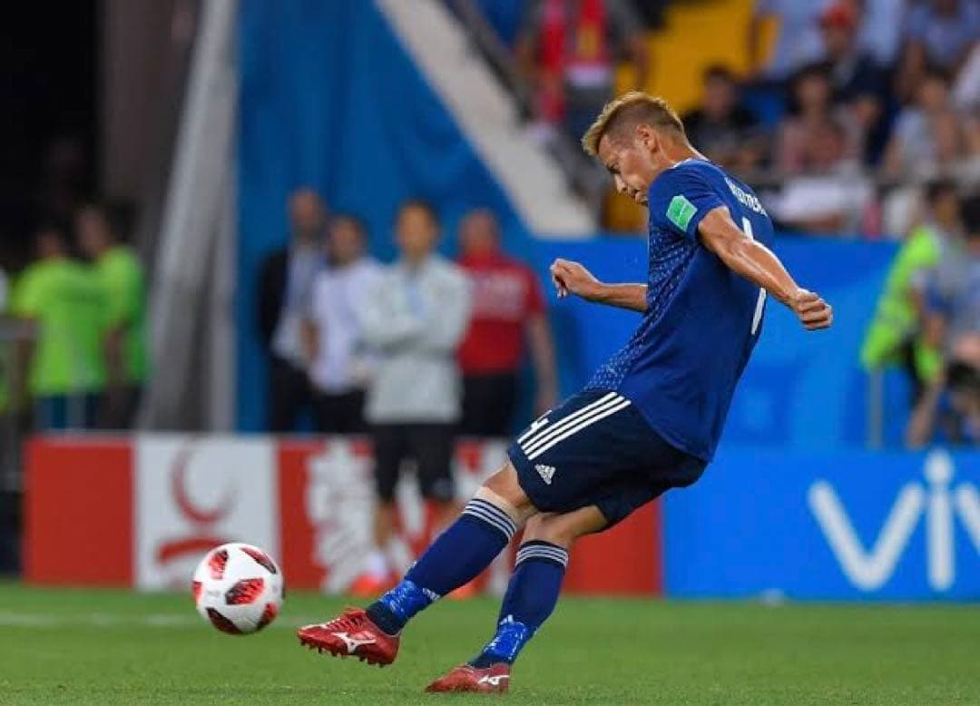 本田圭佑 実使用スパイク 日本代表 ACミラン 10番 本物 MIZUNO - メルカリ