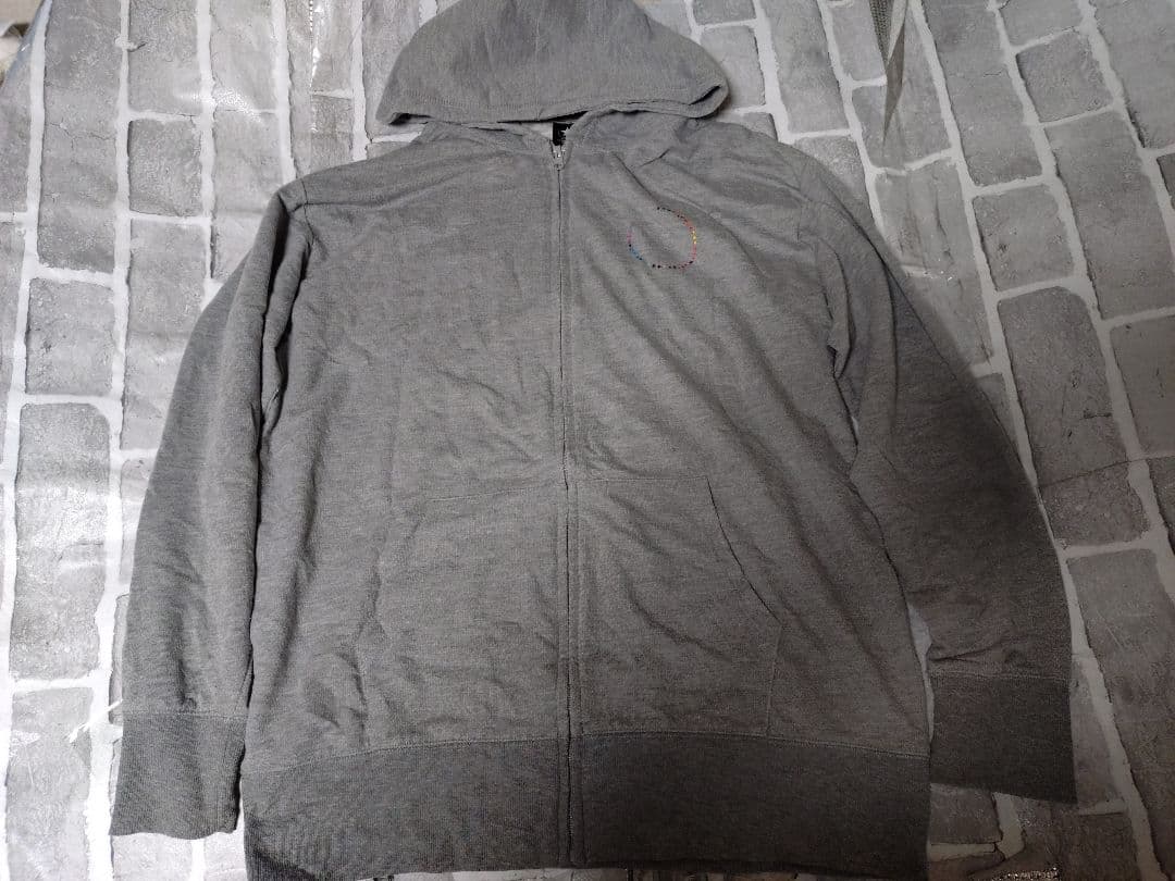 【希少XLサイズ】【B'z】【STARS】【パーカー】【グレー】入手困難　激レア