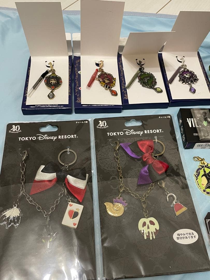 ディズニー　ヴィランズ　ハロウィン　グッズ