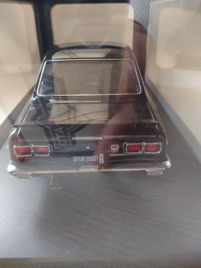 オートアート1/18　スカイライン　GT-R 　チューンド　バージョン　ブラック