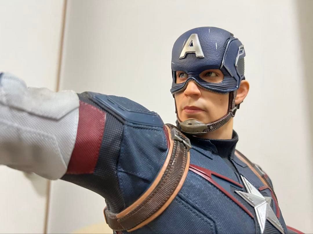 希少！日本未発売CAPTAIN AMERICA キャプテン アメリカ フィギュア