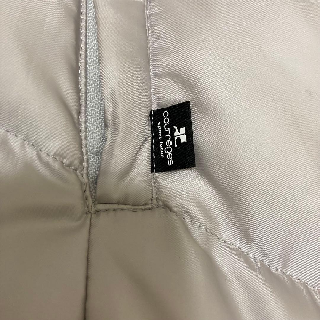 courreges クレージュ ロゴ入りダウンコート アウター シルバー 40