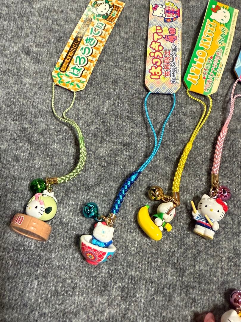 ご当地限定ハローキティ 根付け 17点