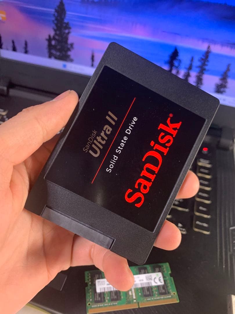 SanDisk Ultra II 960GB 内蔵型SSD
