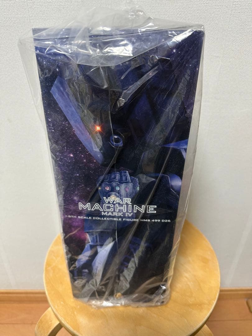 新品未開封　ホットトイズ DIECASTウォーマシンマーク4 アベンジャーズ