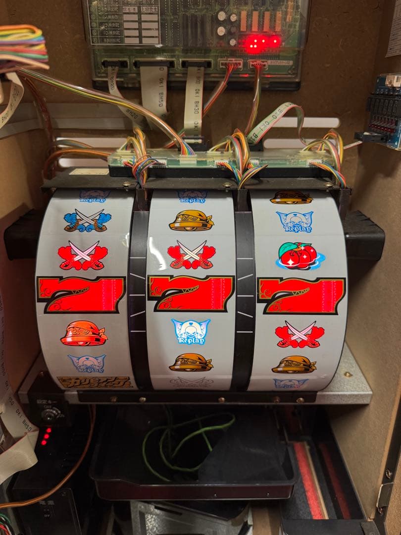 パチスロ 実機 希少レア！ カリビアンクイーン コイン不要機付の通販は