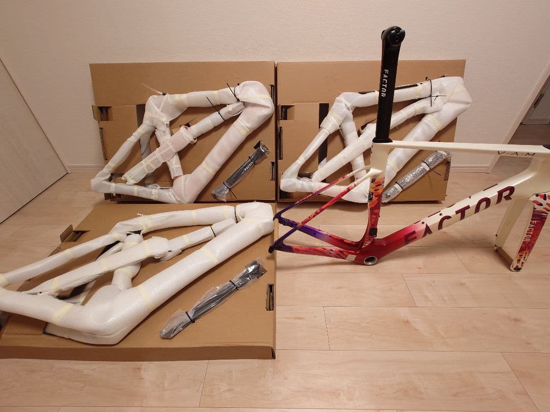 FACTOR OSTRO VAM 2.0 HPH Maisie Wilen 新型 OSTRO VAM HPH Maisie Wilen Edition - Quote Request | Factor Bikes