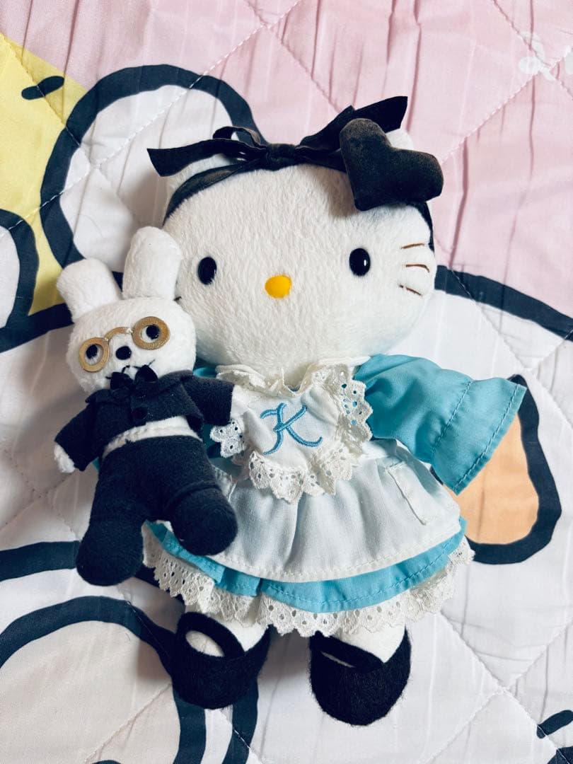 【最終値下げ】ハローキティ　ぬいぐるみ　アリス　ゴスロリ　グッズコレクション