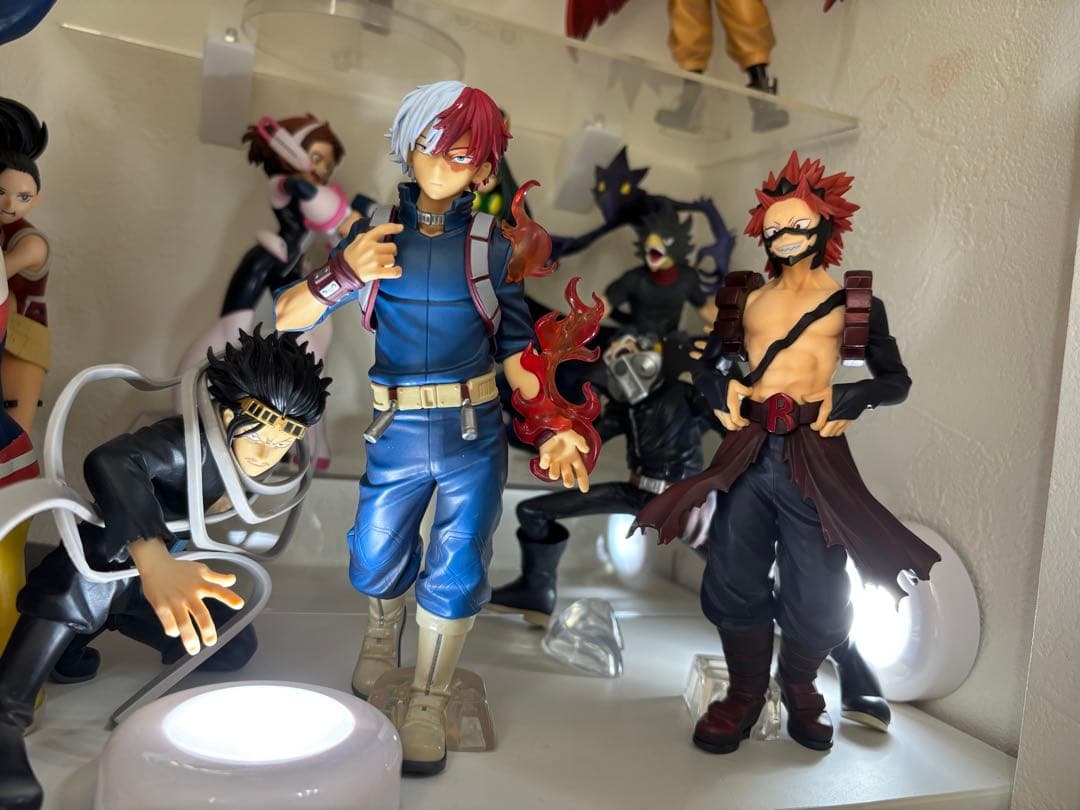 ヒロアカフィギュアまとめ売り22体+おまけ - メルカリ