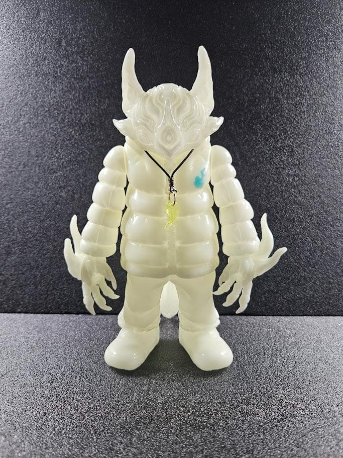 玉藻仮現態GID GYAROMI Yoshi. クトゥルフオイド ギャロミ　蓄光