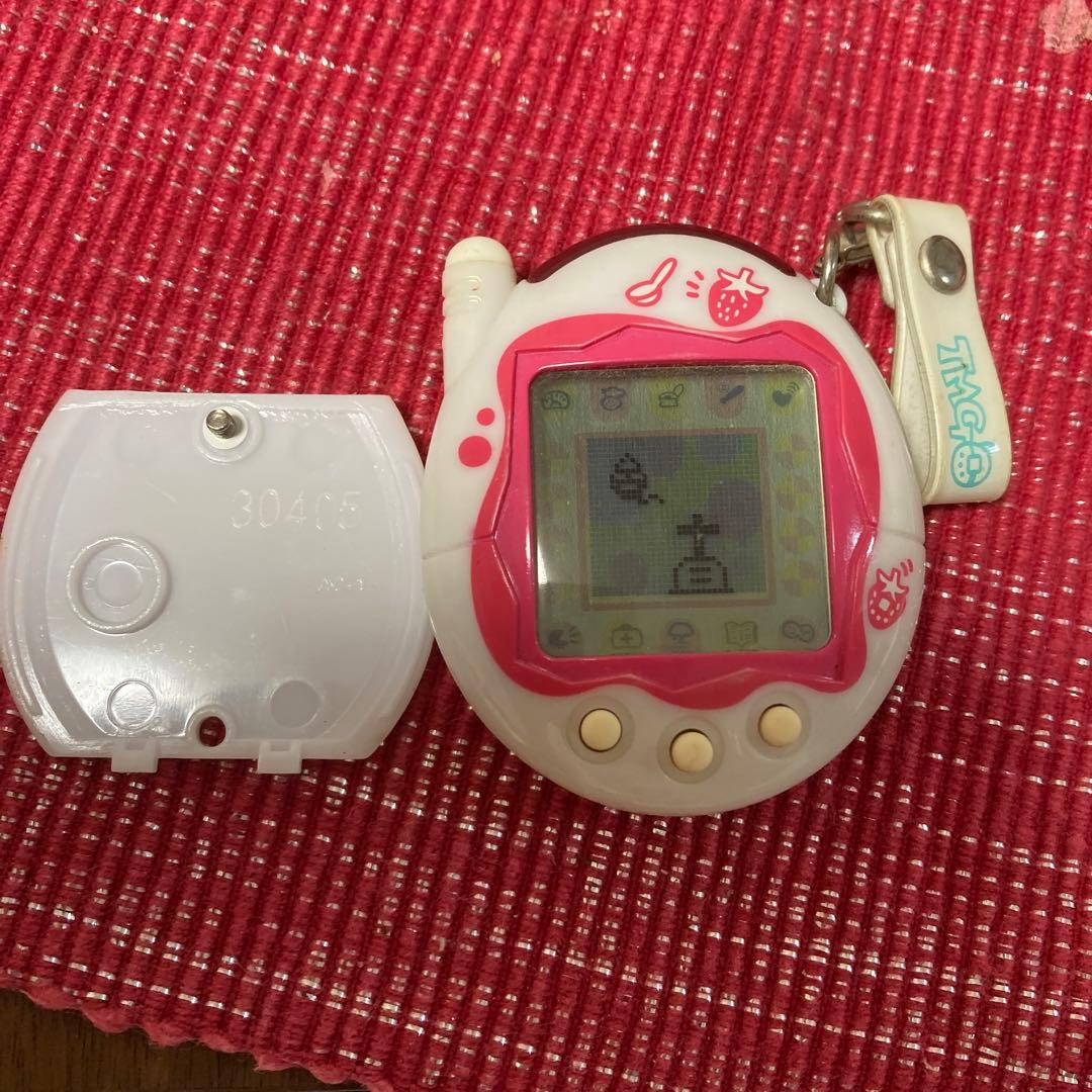 バンダイ ケータイかいツー！たまごっちプラス いちごよーぐると