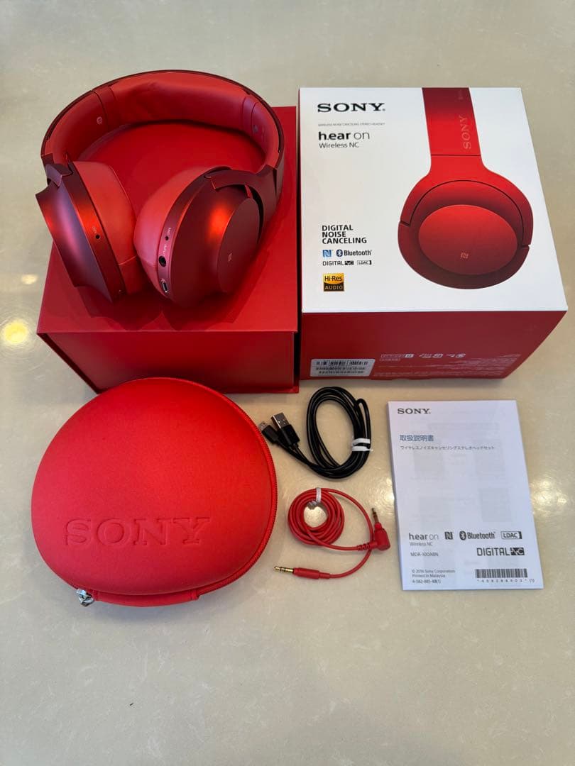 なす　SONY hear on Wireless NC レッド Sony hear on Wireless NC Headphones MDR100ABN