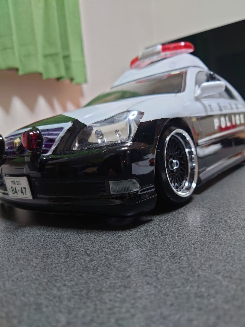 パトカー型ラジコン LEDライト付き