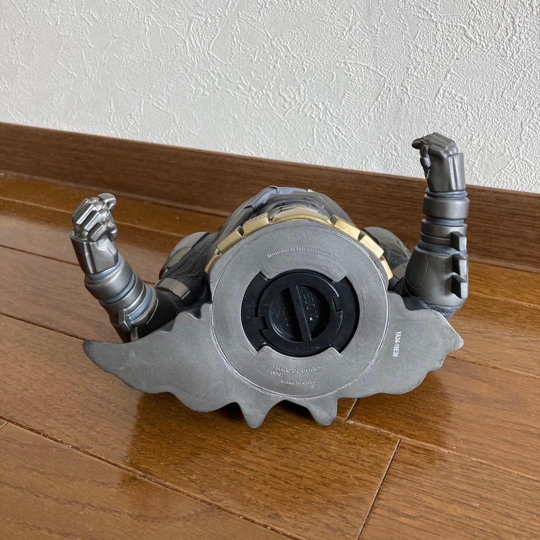 アイアンマン　バットマン　スーパーマン　ヴェノム　アメコミフィギュアセット 4体