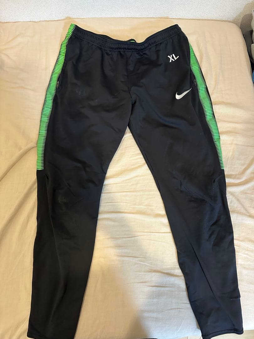 サンフレッチェ広島 トレーニングウェア 上下セット - メルカリ