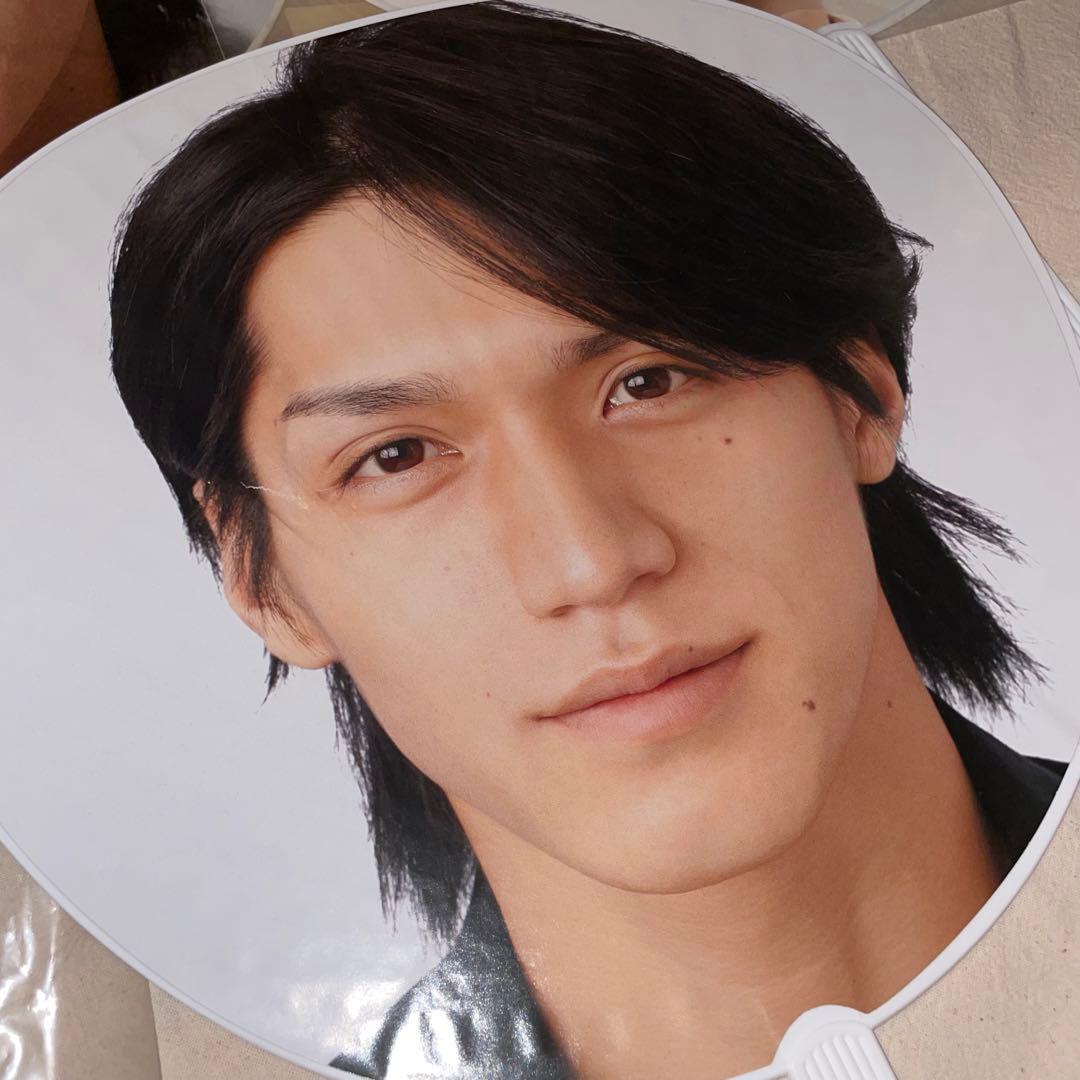 関ジャニ∞ NEWS 錦戸亮 うちわ まとめ売り - メルカリ