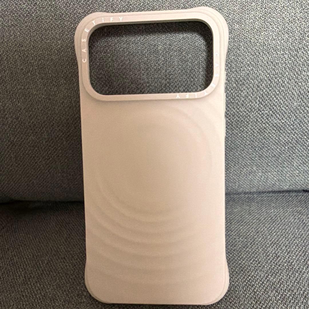 ケースティファイ♡iPhone17Pro max♡ウェーブシリコンケース♡オーツ