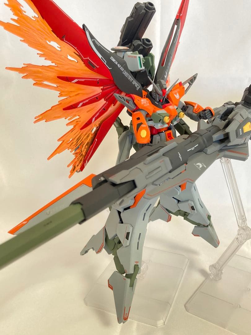 HG 1/144 ハイネ専用デスティニーガンダム SpecII&ゼウスシルエット