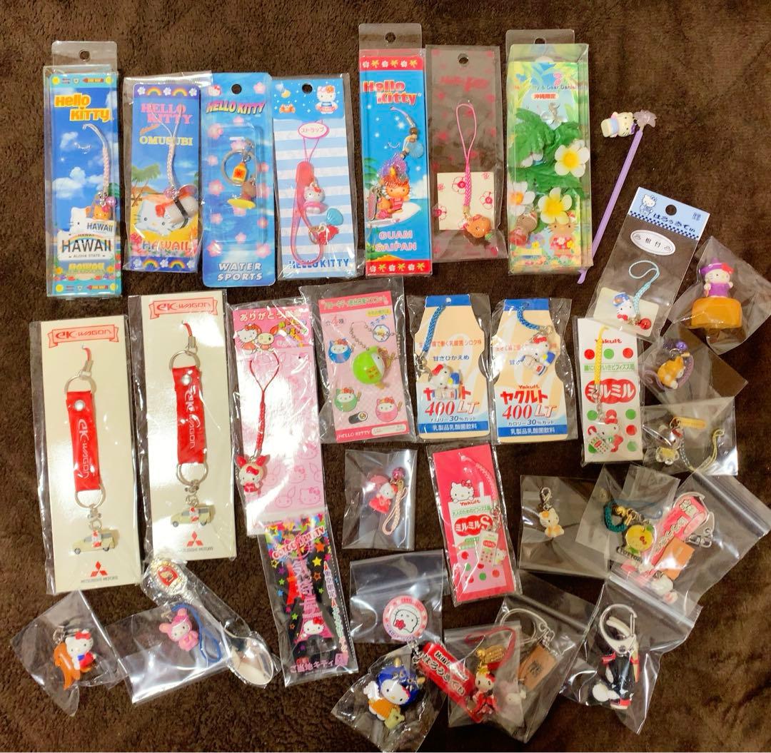 ご当地キティ　359個　ロリータ/イチゴ系/コラボ/非売品　レア　根付　セット