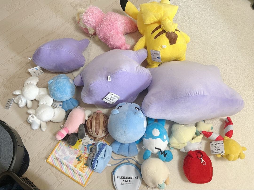 ポケモンぬいぐるみまとめ売り。ポーチ、ミニタオル、ぬいぐるみ。
