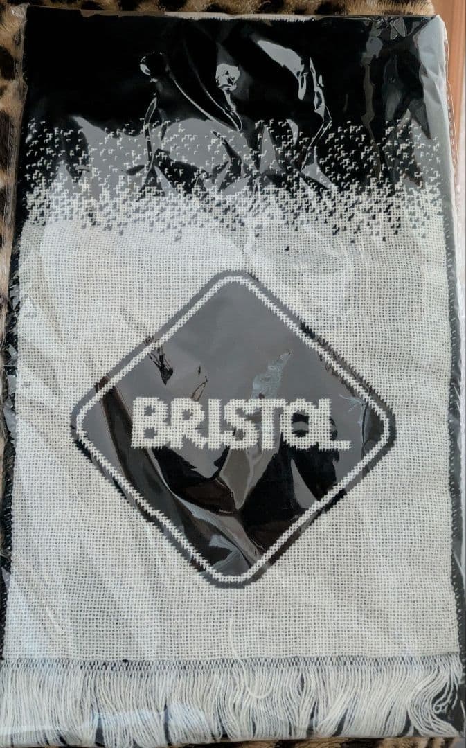 SOPH* F.C.Real Bristol マフラー