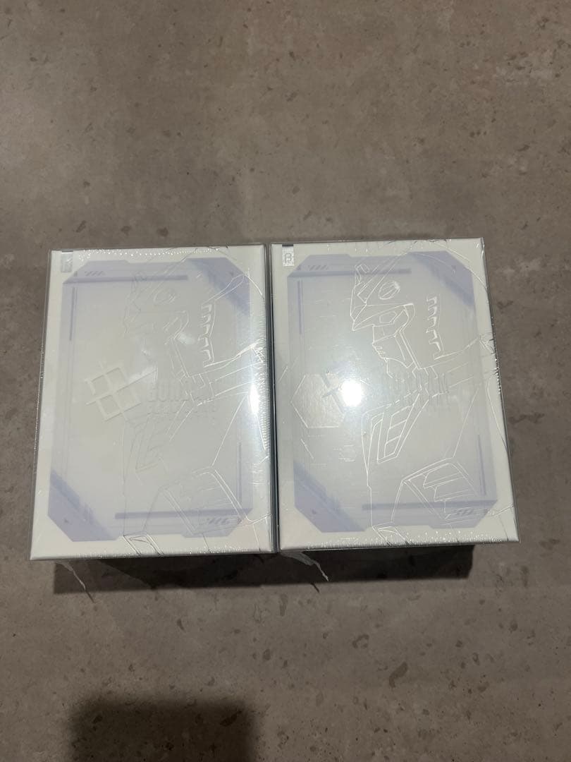 ガンダムカードゲーム　リミテッドBOXVer.β(シュリンク付き) Amazon.co.jp: ガンダムカードゲーム リミテッドBOX ver.β 1ボックス