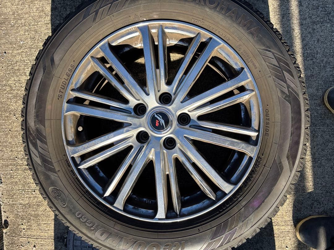 225/60/R17 スタットレス　ヨコハマタイiceGUARD 引き渡し対応可