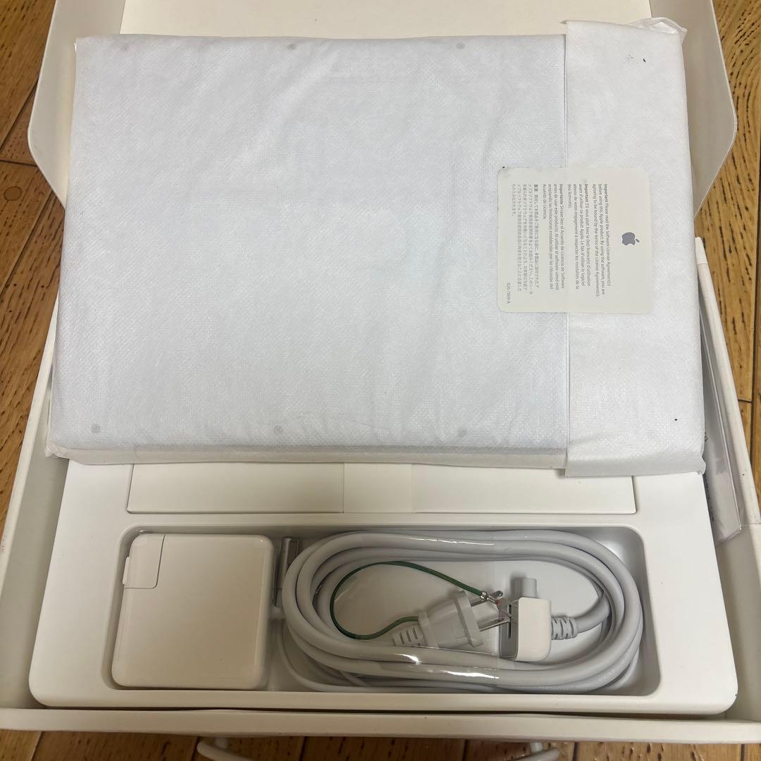 MacBook MC207J/A 2.26GHz 13.3インチ