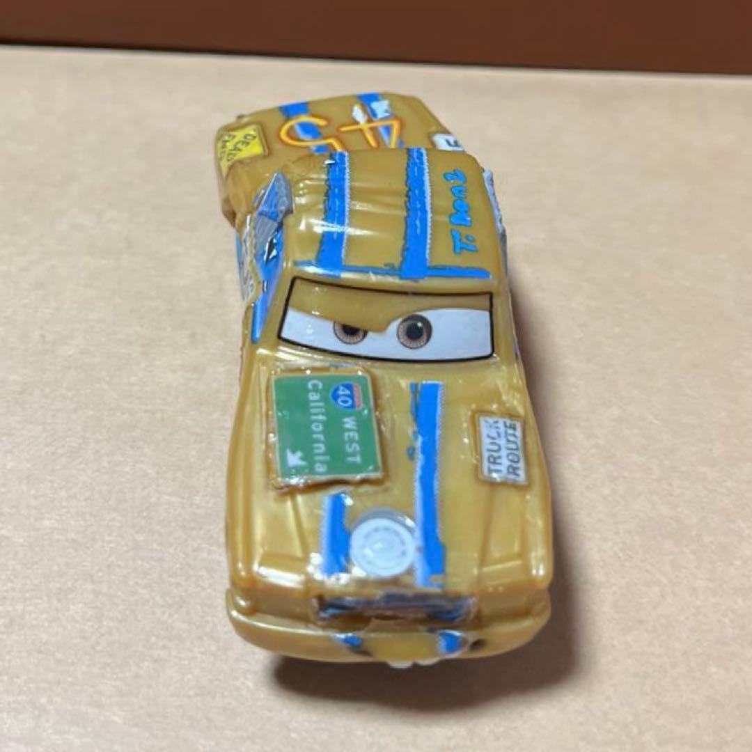 廃盤 マテル カーズ☆ティーボーン T.BONE 泥んこ レーサー ミニカー