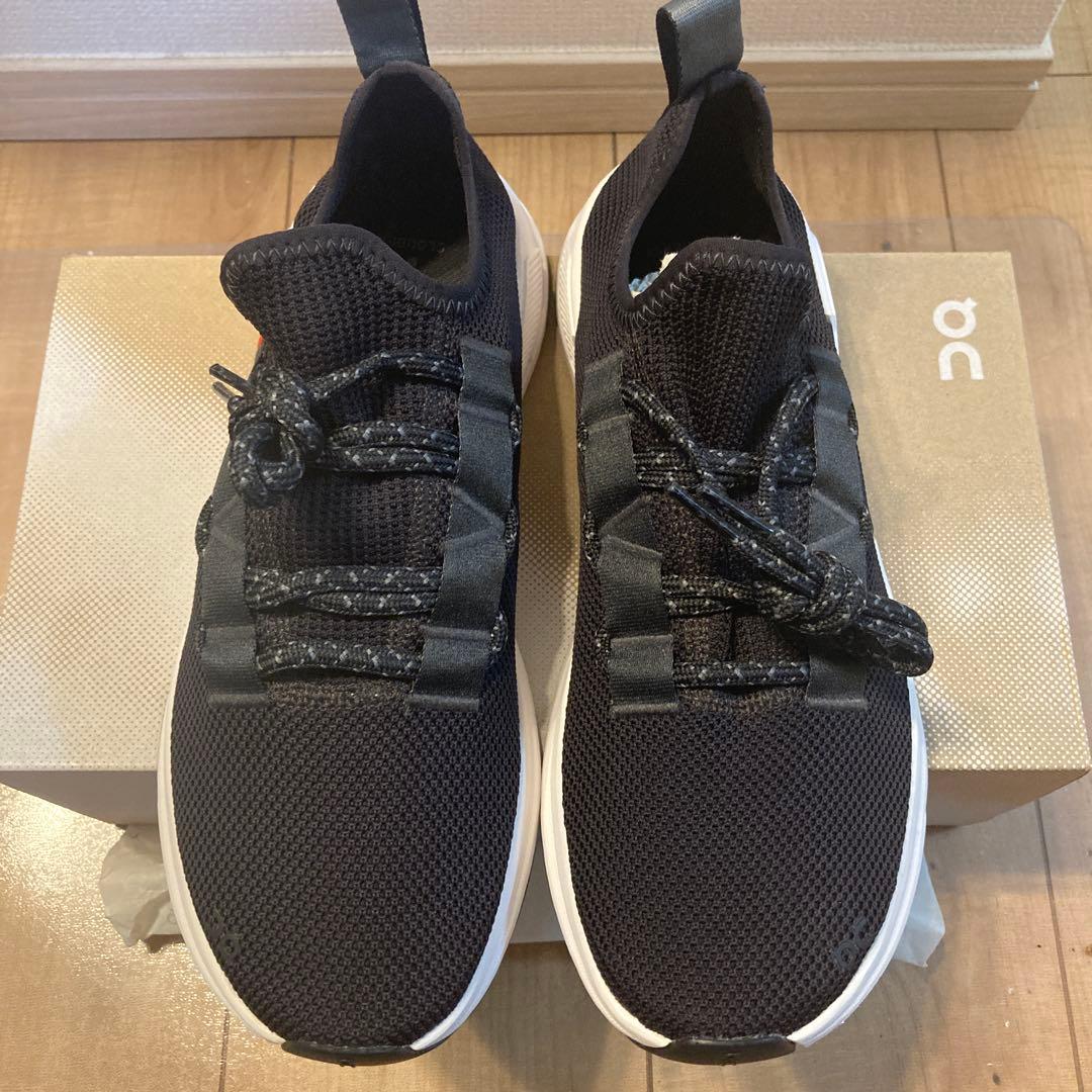 On ＣＬＯＵＤＥＡＳＹ　25.5cm