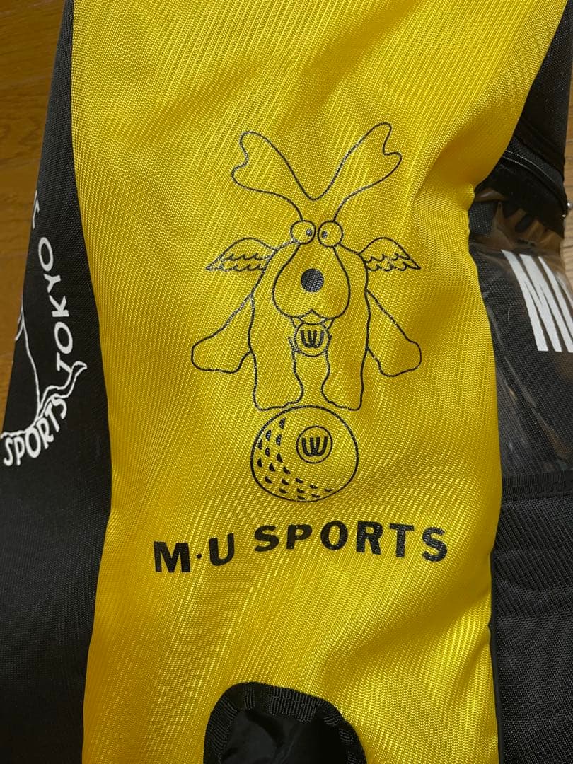 M.U.SPORTS ミエコウエサコ　トラベルカバー黒/黄