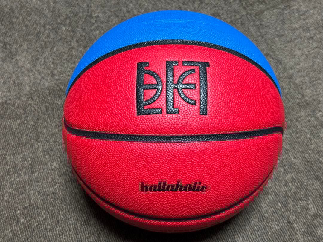 送料込み】ballaholic TSC バスケットボール 赤青 TOKYO - メルカリ