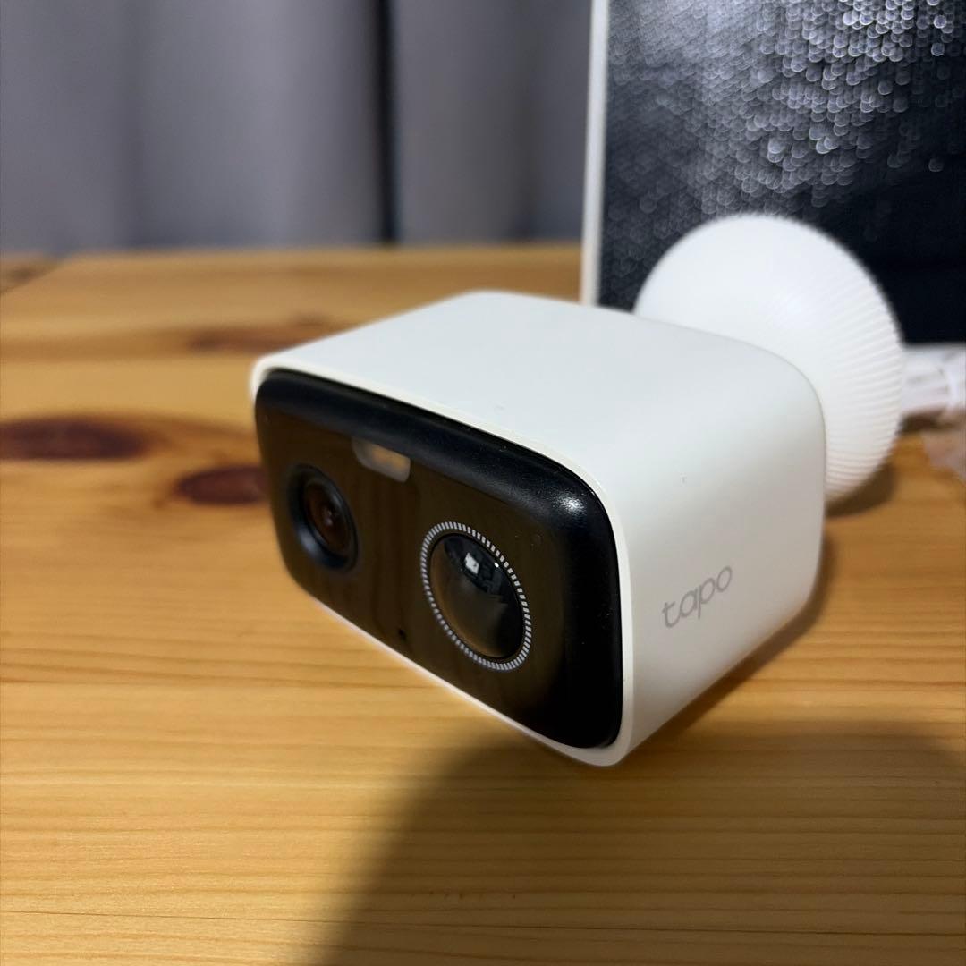 ほぼ新品 Tapo C400 KIT 防犯カメラ 屋外 ソーラー充電対応 - メルカリ