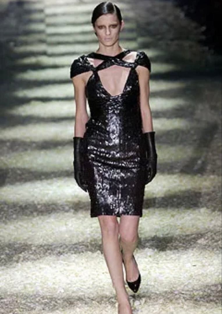 2003AW GUCCI by Tom Ford スタッズ パンプス - メルカリ