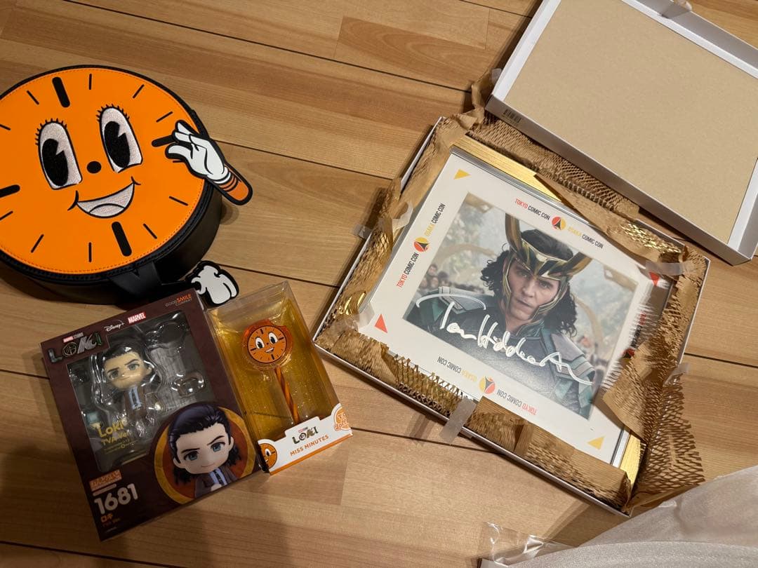 ★新品未使用（ねんどろいどのみ欠品あり）ロキ★Loki★グッズ★サイン入り額縁 ☆新品未使用（ねんどろいどのみ欠品あり）ロキ☆Loki☆グッズ☆サイン