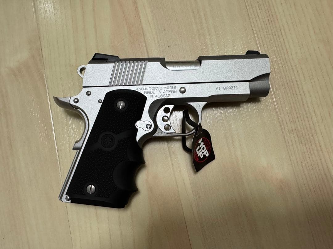 東京マルイ V10 Ultra Compact ガスブローバックハンドガン