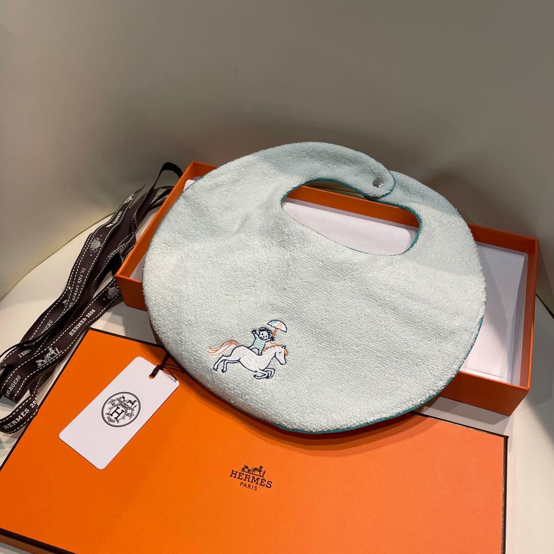 HERMESスタイ　ベビー正規品新品未使用 HERMES (エルメス) ベビーギフト スタイ・シューズ｜トレファクONLINE