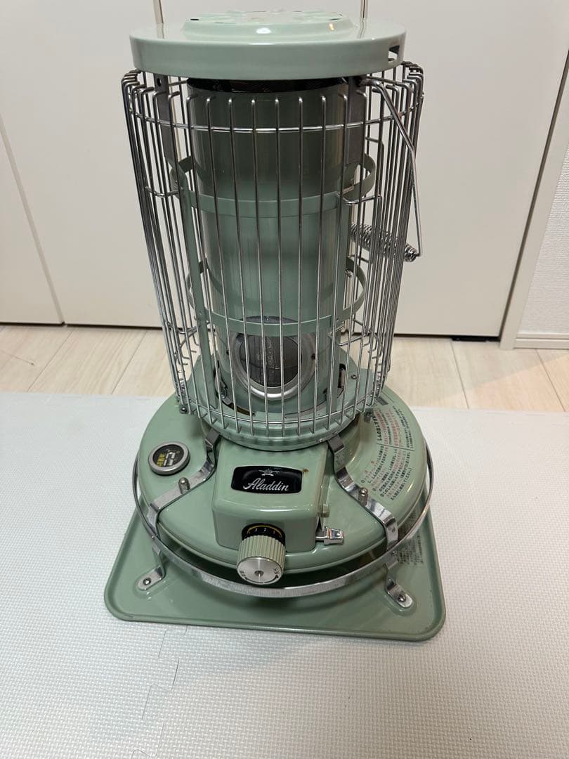 【即戦力】Aladdinアラジン ブルーフレームヒーター グリーン Amazon | アラジン (Aladdin) 石油ストーブ ブルーフレーム グリーン