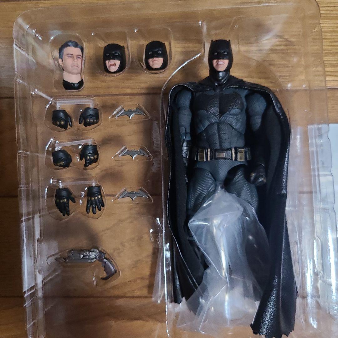 MAFEX バットマン (ZS JUSTICE LEAGUE Ver.)
